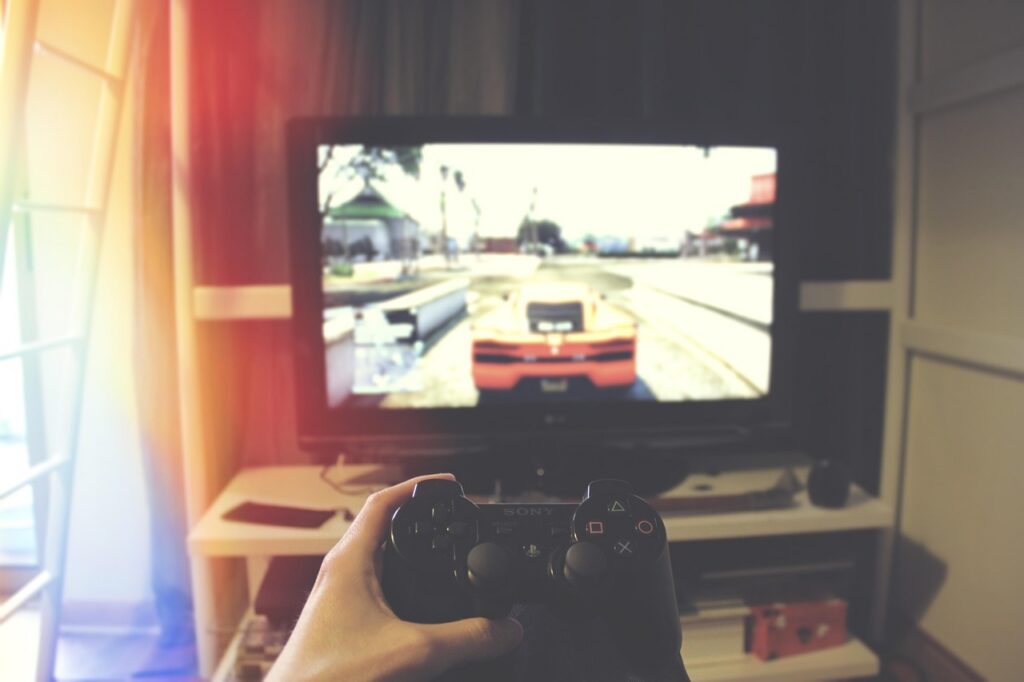 Controle de videogame representando o universo dos eSports